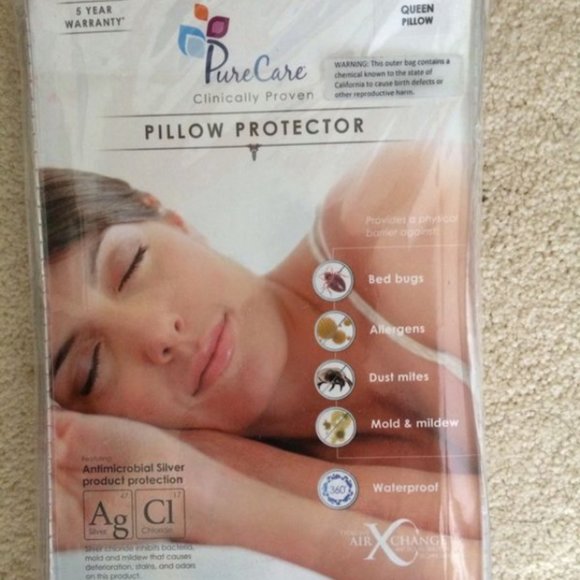 Pillow Protector - Picture 1 of 2